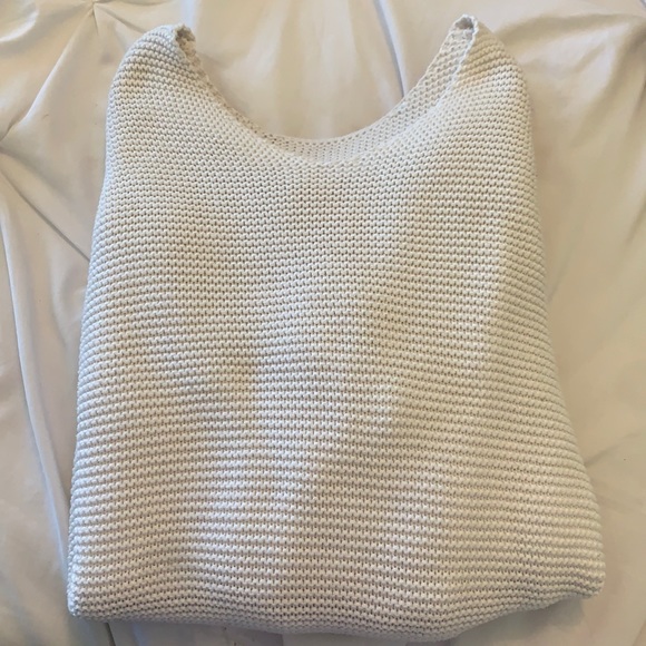 White oversized knitted sweater - Picture 2 of 6